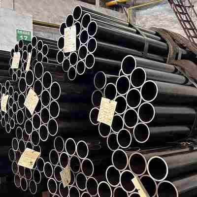 หลอดเหล็กสแตนเลสโครโมลี่ 4130 กว้าง 90MM สําหรับการเจาะน้ํามันและการปิดกระเป๋าด้วยกระบวนการม้วนเย็น